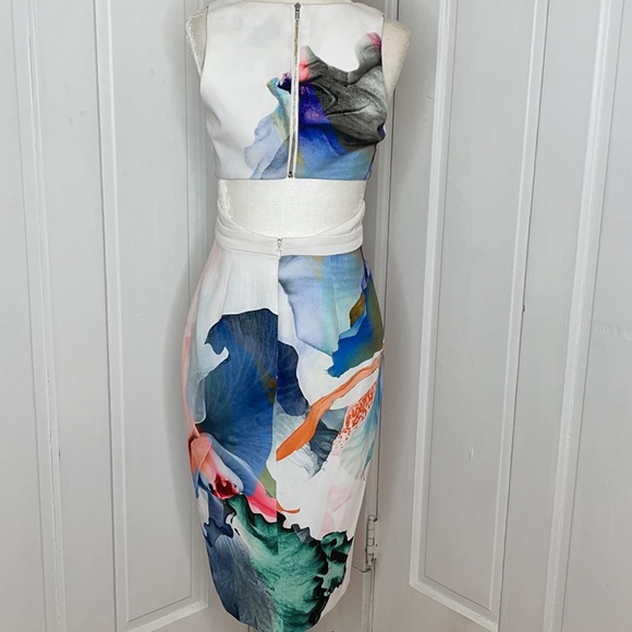 STYLESTALKER•DRESS - Picture 5 of 8